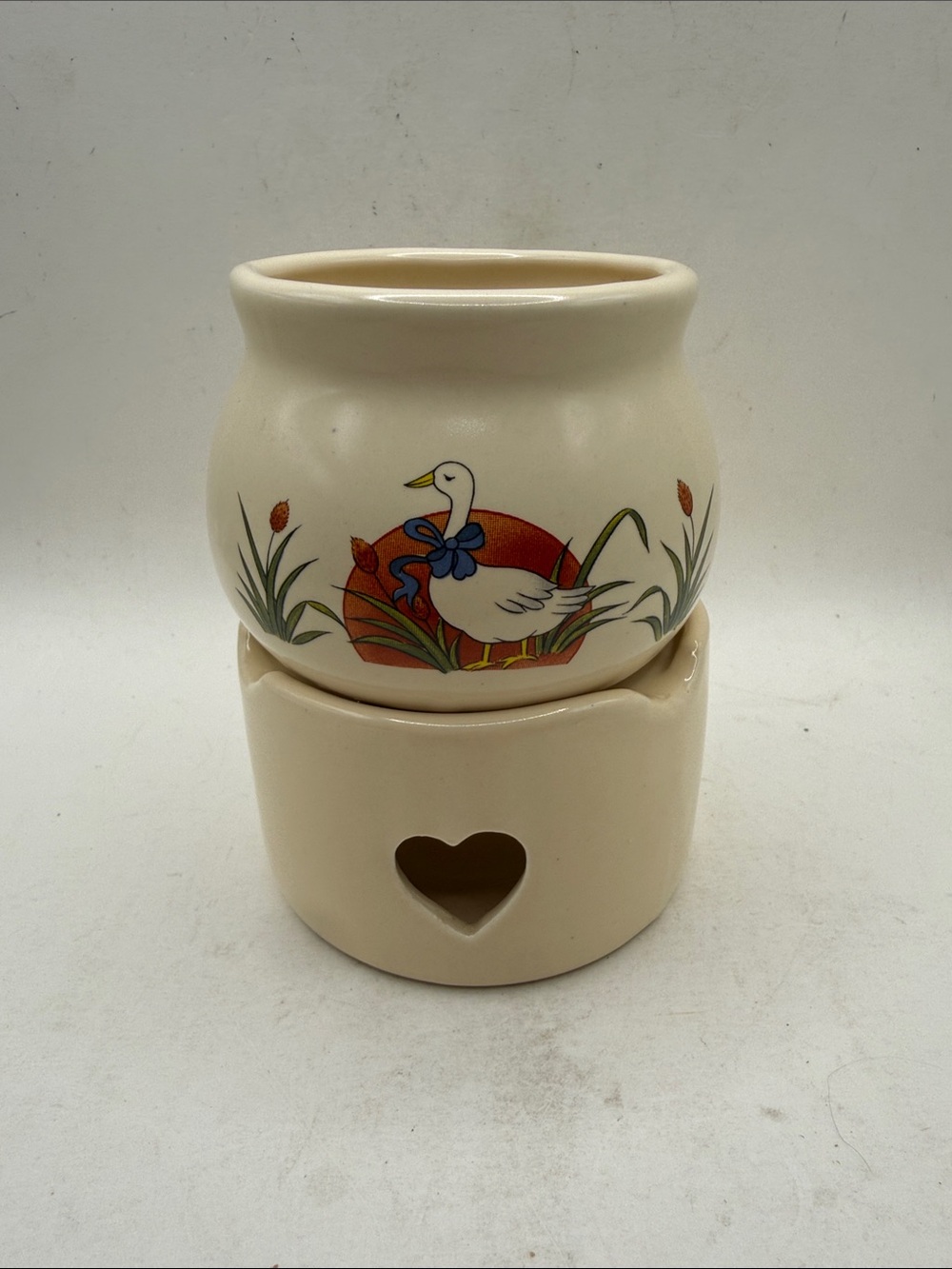 Vtg 1988 WBI Ceramic Potpourri Burner Tea Light Oil Warmer Goose Country Decor
